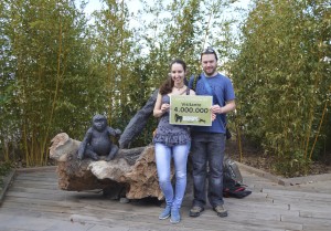 Joanna-Lee y Nikolas - de Sheffield UK a África - visitante 4 millones de BIOPARC Valencia